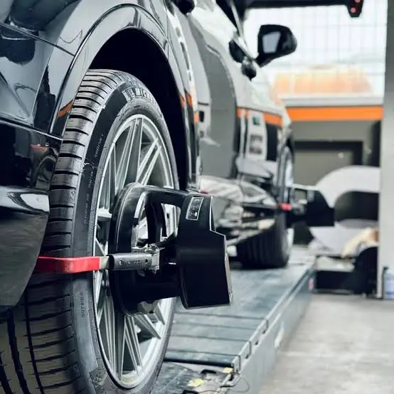 Cân Chỉnh Thước Lái Ô Tô Giúp Xe Di Chuyển Ổn Định